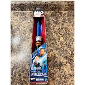 Star Wars B2920AS0 Revenge of The Sith Obi-wan Kenobi Electronic Lightsaber